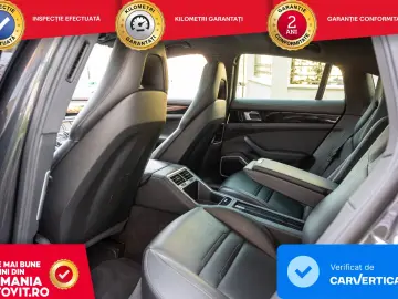 Porsche Panamera 4 E-Hybrid