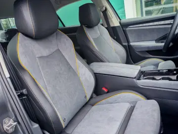 Skoda Superb 2.0 TDI DSG 4X4 Selection 194 CP