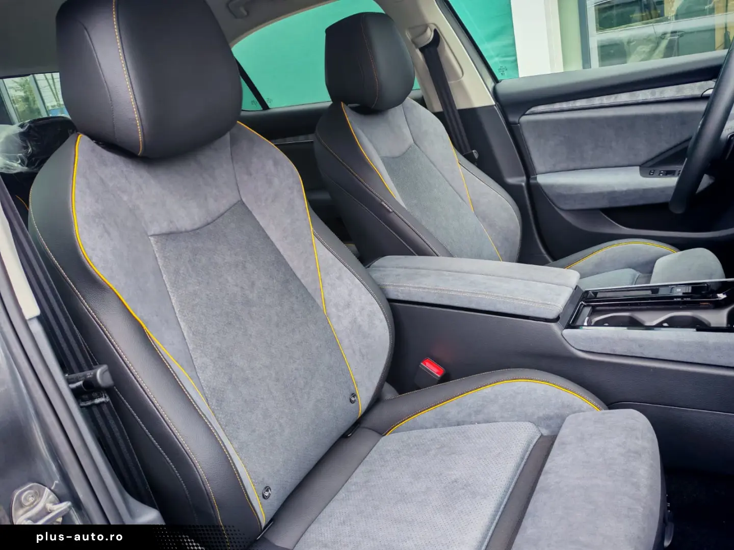 Skoda Superb 2.0 TDI DSG 4X4 Selection 194 CP