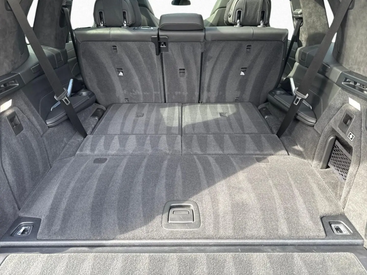 X7 M60i xDrive M SPORT PRO SkyL StHzg AHK Alu23