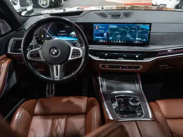 X7 M60i B&W LUFTFEDER. PANO 22 LM HUD 7-SITZ 1HD