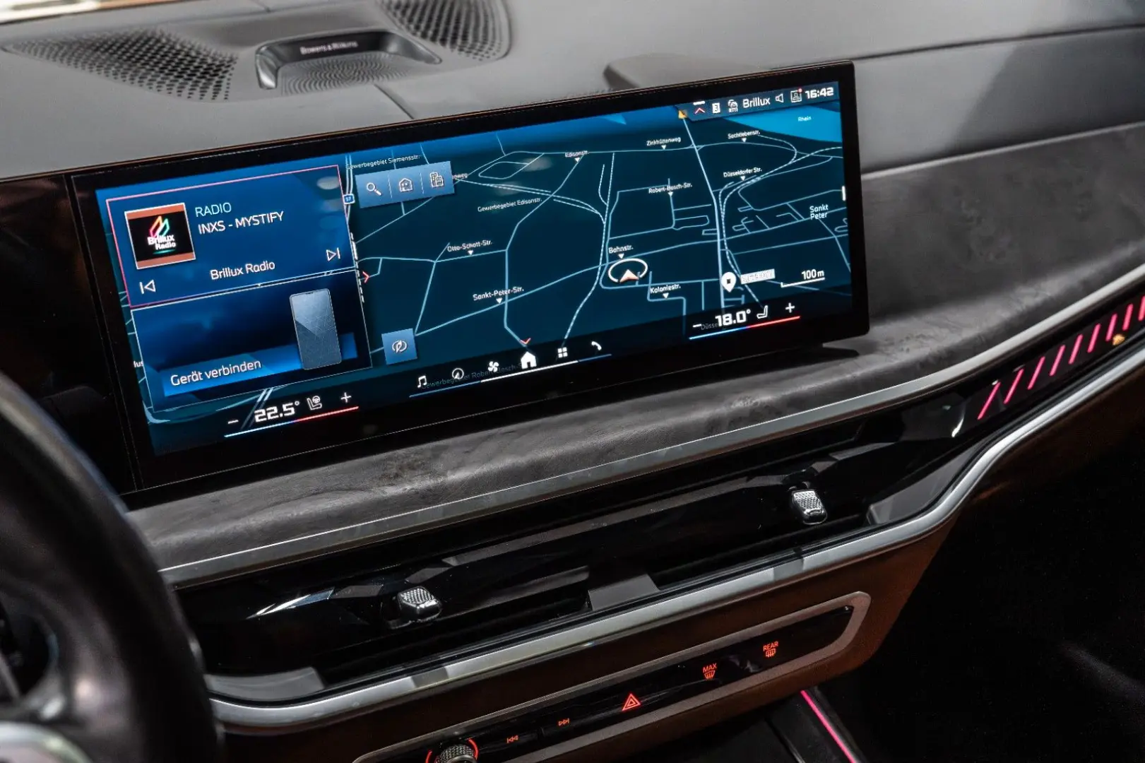 X7 M60i B&W LUFTFEDER. PANO 22 LM HUD 7-SITZ 1HD