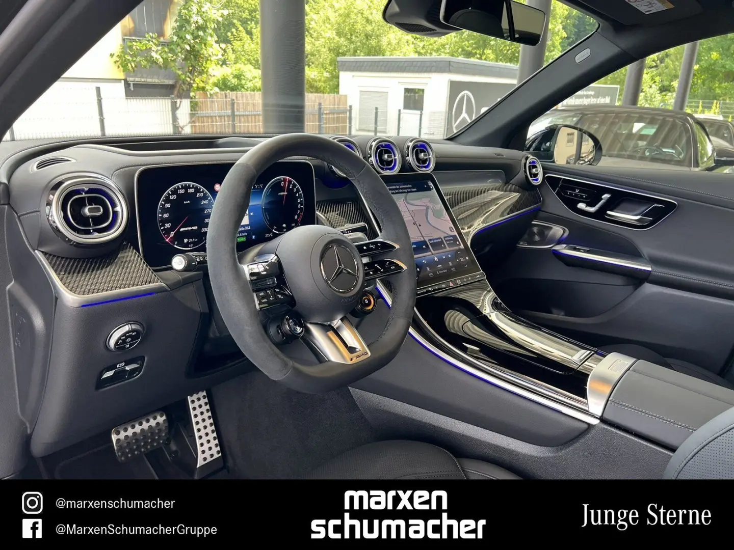 AMG GLC 63 S E PERF Drivers Pano Bur3D AHK Night