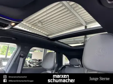 AMG GLC 63 S E PERF Drivers Pano Bur3D AHK Night