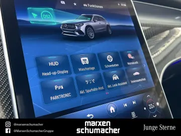 AMG GLC 63 S E PERF Drivers Pano Bur3D AHK Night