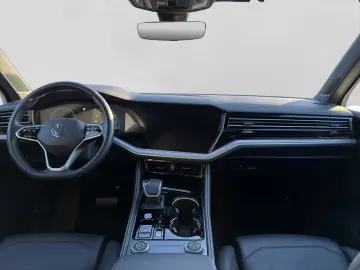 Touareg 3.0 eHybrid 4M ELEGANCE LUFT MASSAGE KLI