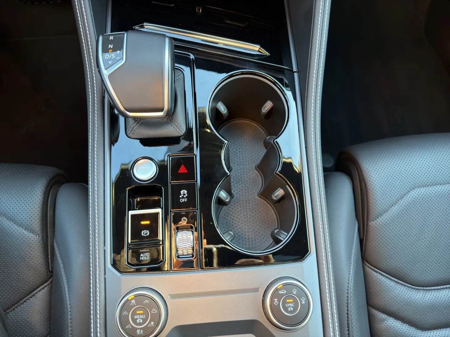 Touareg 3.0 eHybrid 4M ELEGANCE LUFT MASSAGE KLI