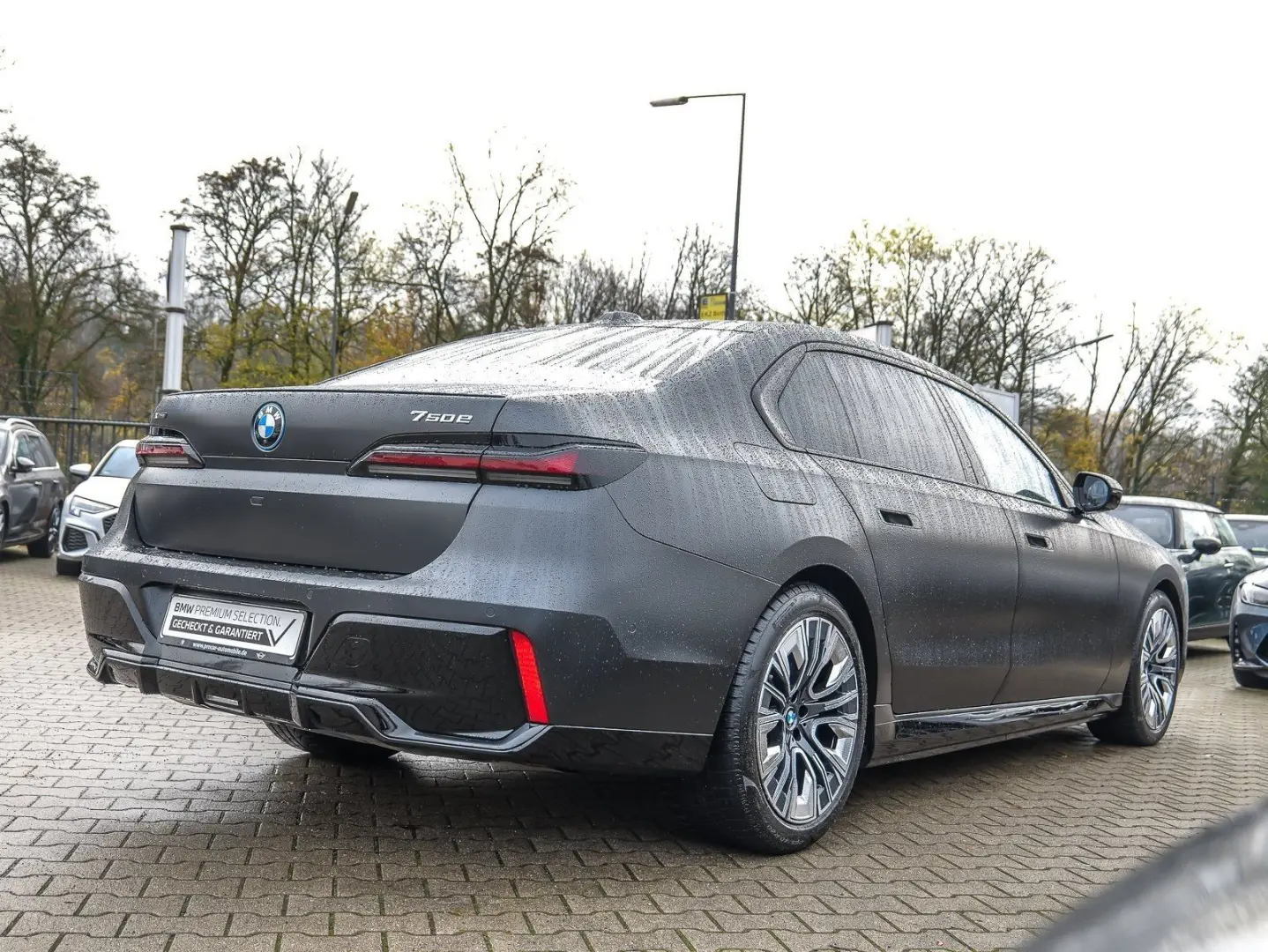 BMW 750e xDrive M Sport