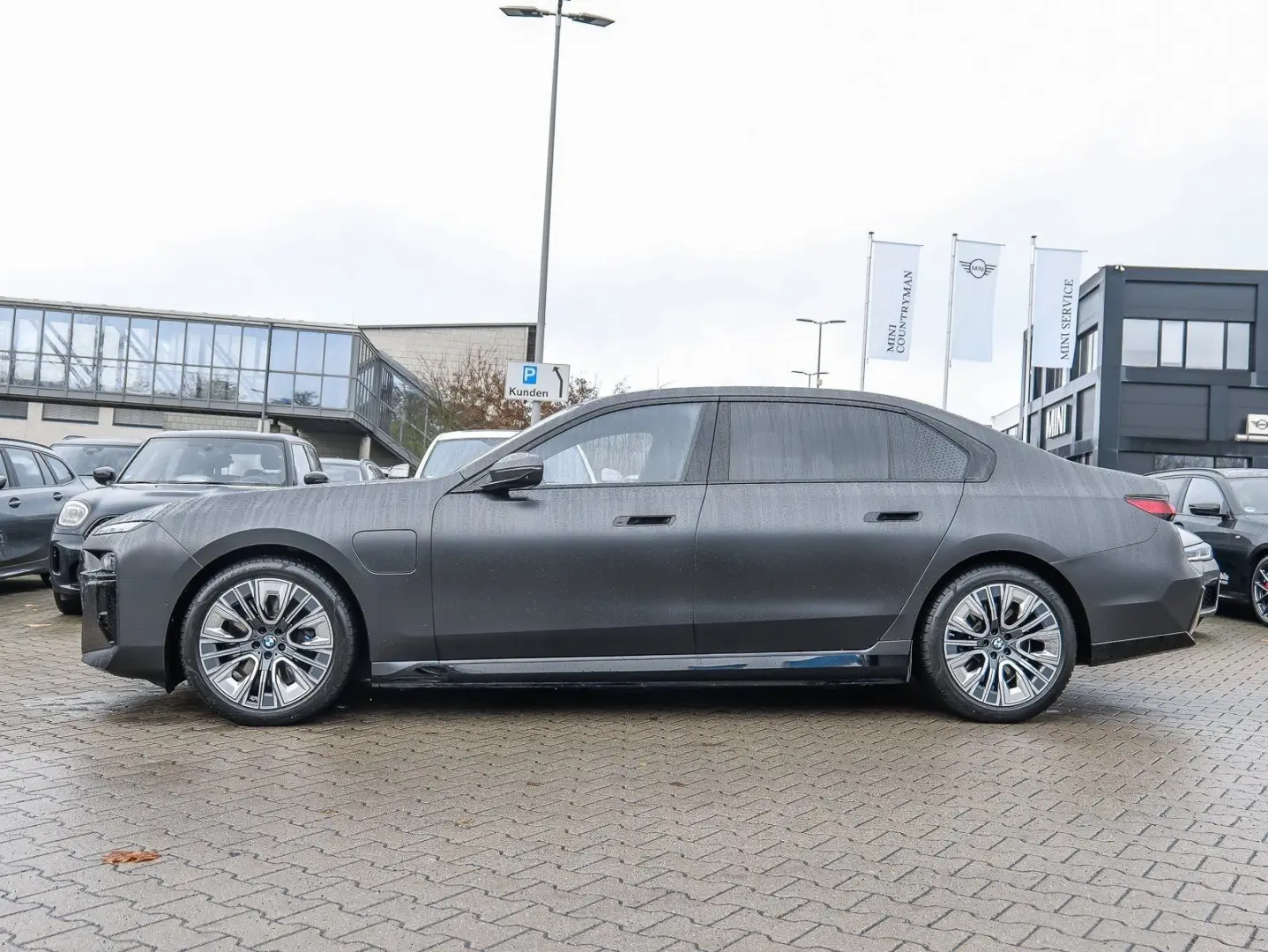 BMW 750e xDrive M Sport