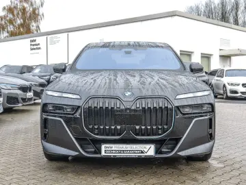 BMW 750e xDrive M Sport