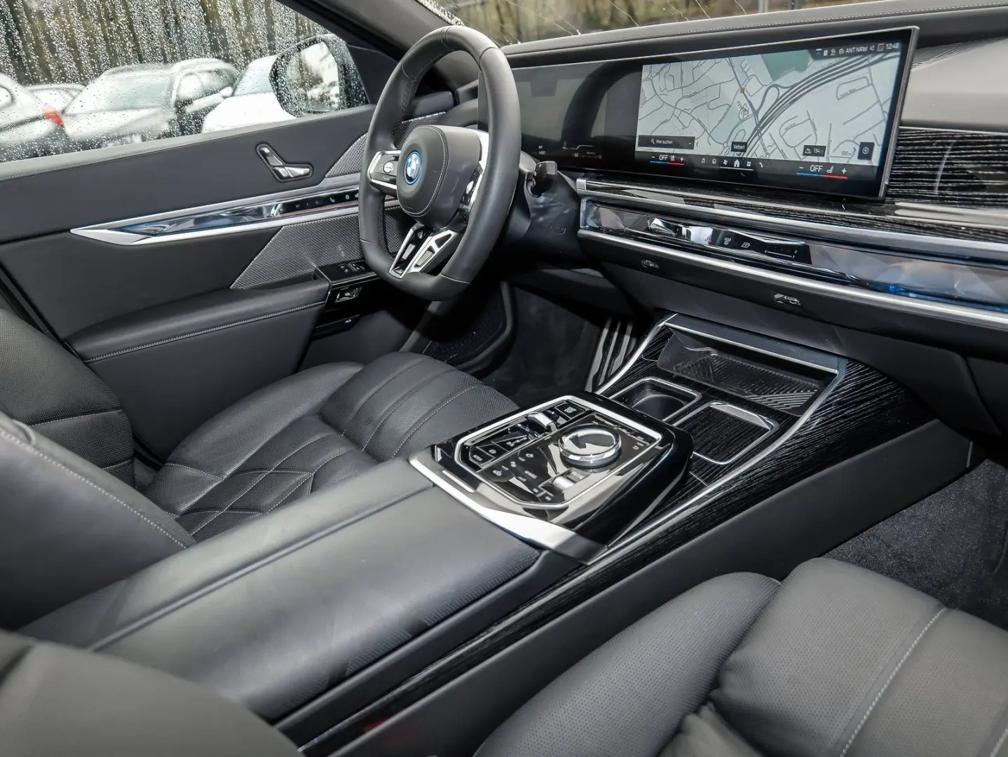 BMW 750e xDrive M Sport