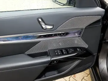 BMW 750e xDrive M Sport