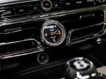 Flying Spur V8 Azure   Piano Linen Veneer   Rota