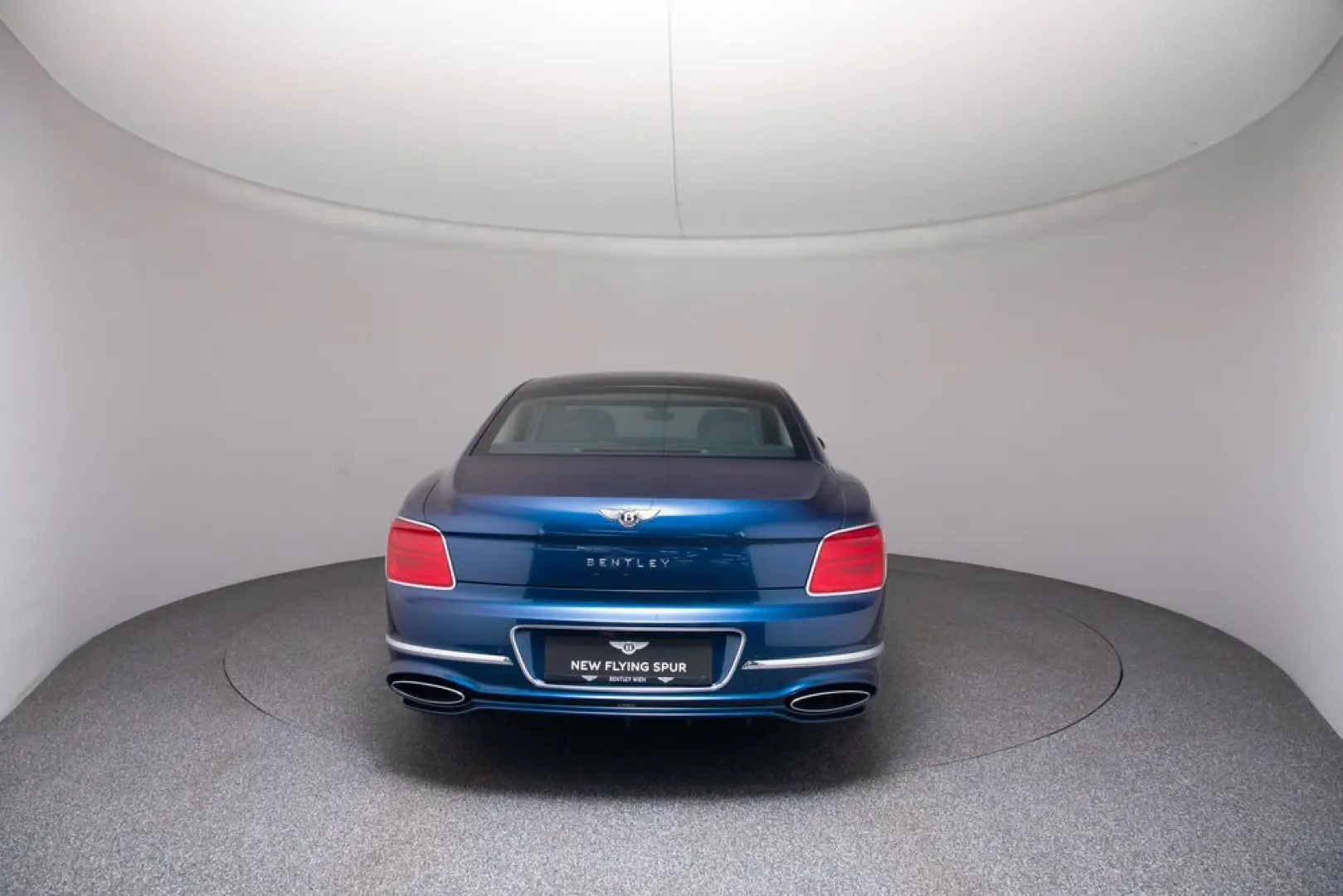 Flying Spur Mulliner V8 Hybrid