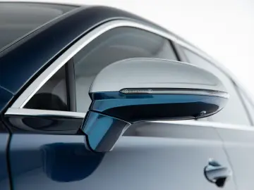 Flying Spur Mulliner V8 Hybrid