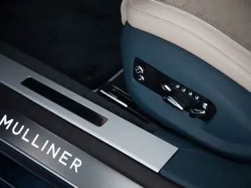 Flying Spur Mulliner V8 Hybrid