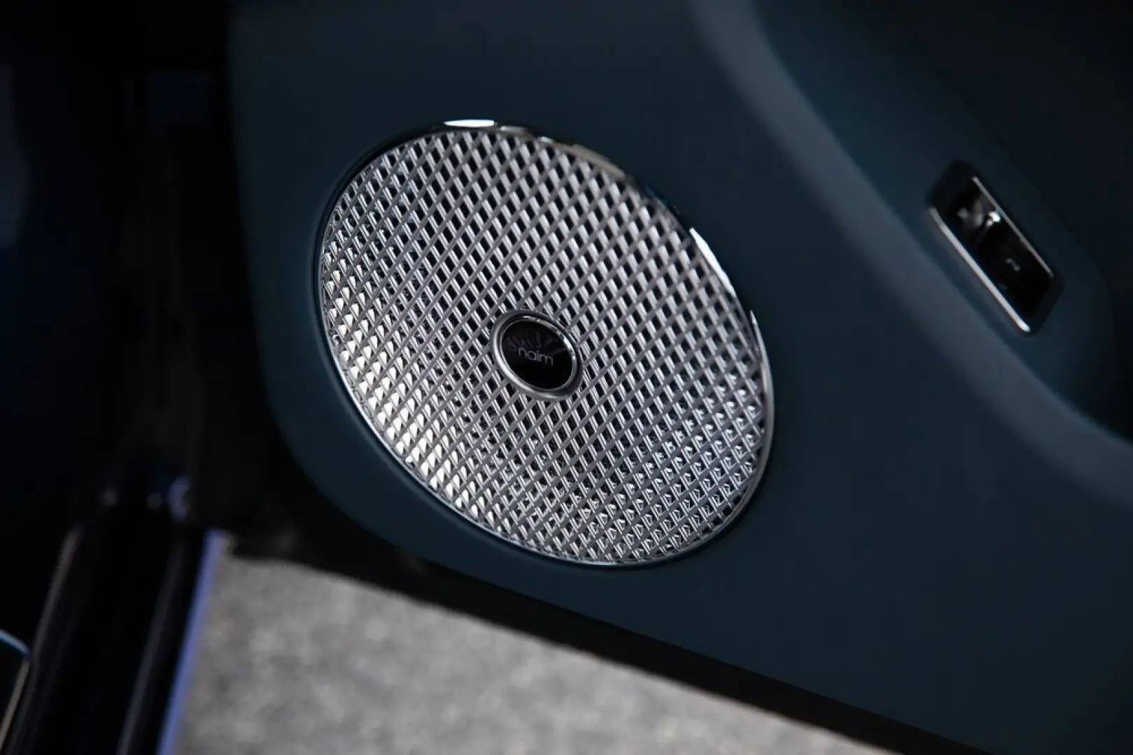 Flying Spur Mulliner V8 Hybrid