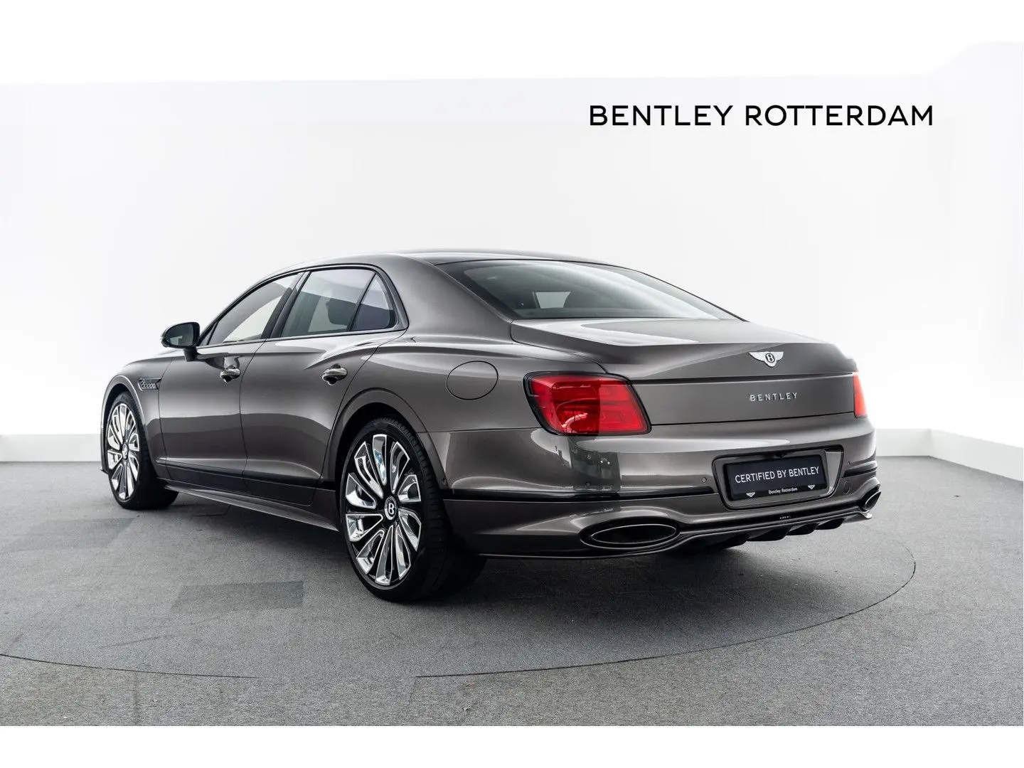 Flying Spur Mulliner V8 Hybrid MY25