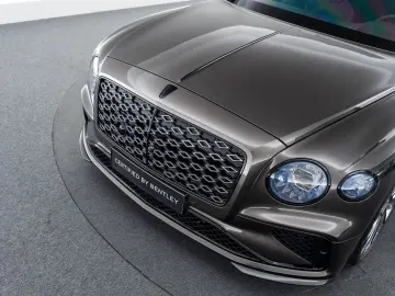 Flying Spur Mulliner V8 Hybrid MY25