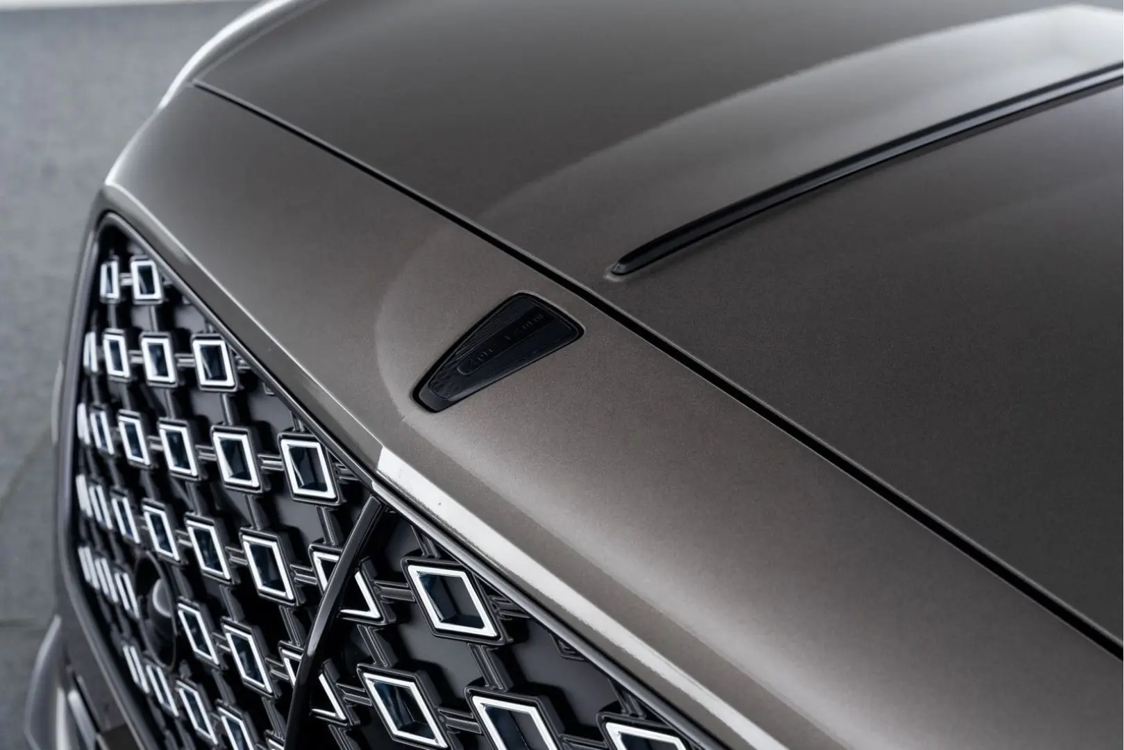 Flying Spur Mulliner V8 Hybrid MY25