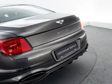 Flying Spur Mulliner V8 Hybrid MY25