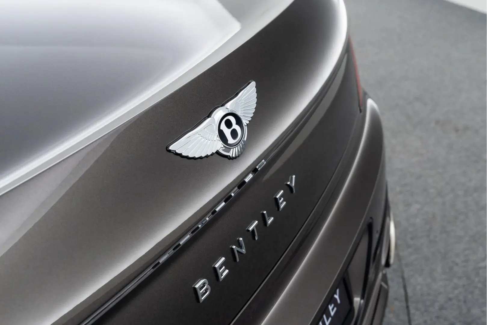 Flying Spur Mulliner V8 Hybrid MY25