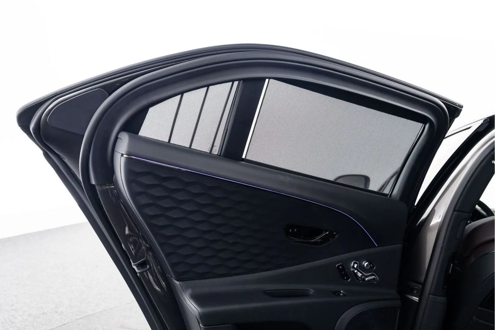 Flying Spur Mulliner V8 Hybrid MY25