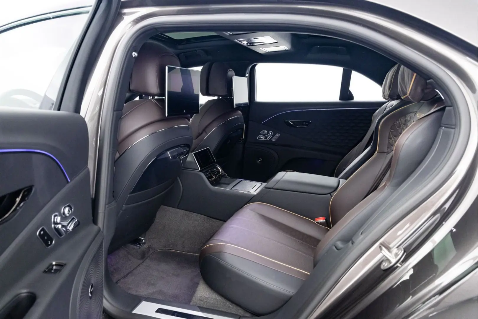 Flying Spur Mulliner V8 Hybrid MY25