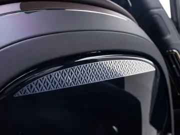 Flying Spur Mulliner V8 Hybrid MY25