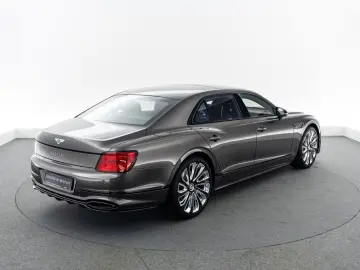 Flying Spur Mulliner V8 Hybrid MY25