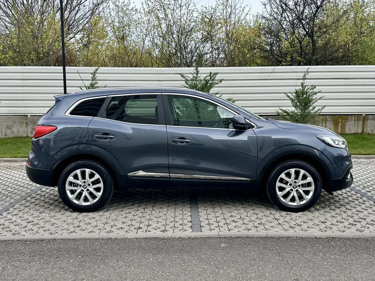 Renault Kadjar  carlig remorcare  135.000 km  garantie rate