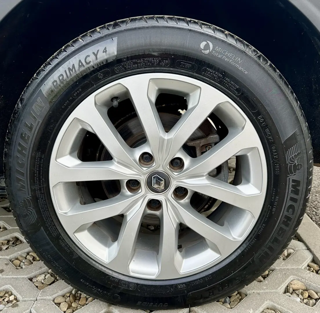 Renault Kadjar  carlig remorcare  135.000 km  garantie rate