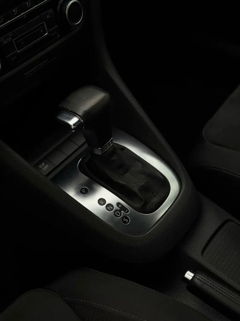 VOLKSWAGEN GOLF 1.4 TSI Highline