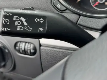 VOLKSWAGEN GOLF 1.4 TSI Highline