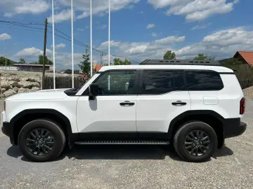 Toyota Land Cruiser 250 Benzină Hybrid