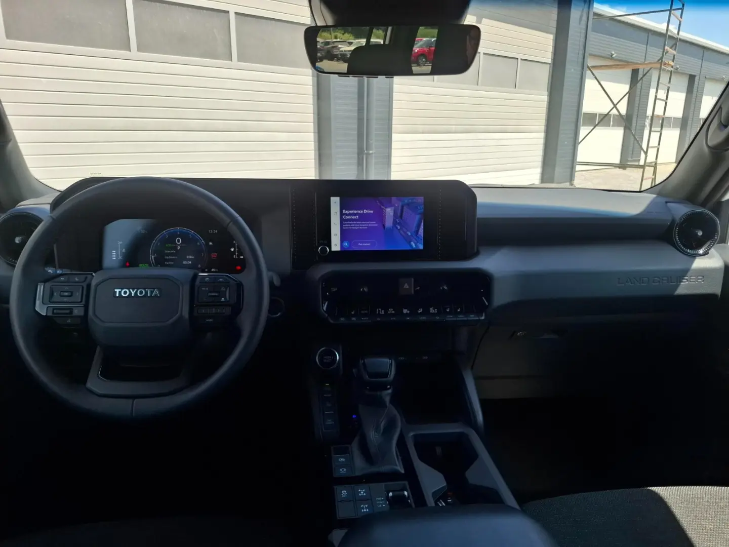 Toyota Land Cruiser 250 Benzină Hybrid