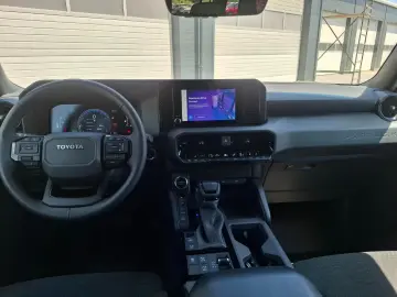 Toyota Land Cruiser 250 Benzină Hybrid