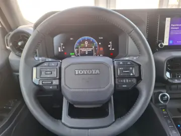 Toyota Land Cruiser 250 Benzină Hybrid