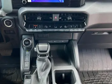 Toyota Land Cruiser 250 Benzină Hybrid