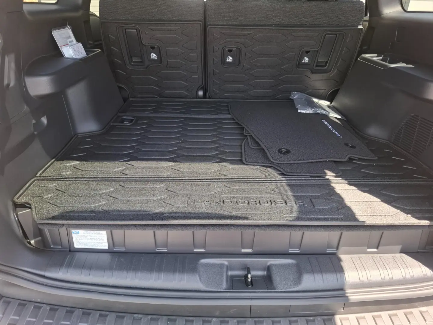 Toyota Land Cruiser 250 Benzină Hybrid