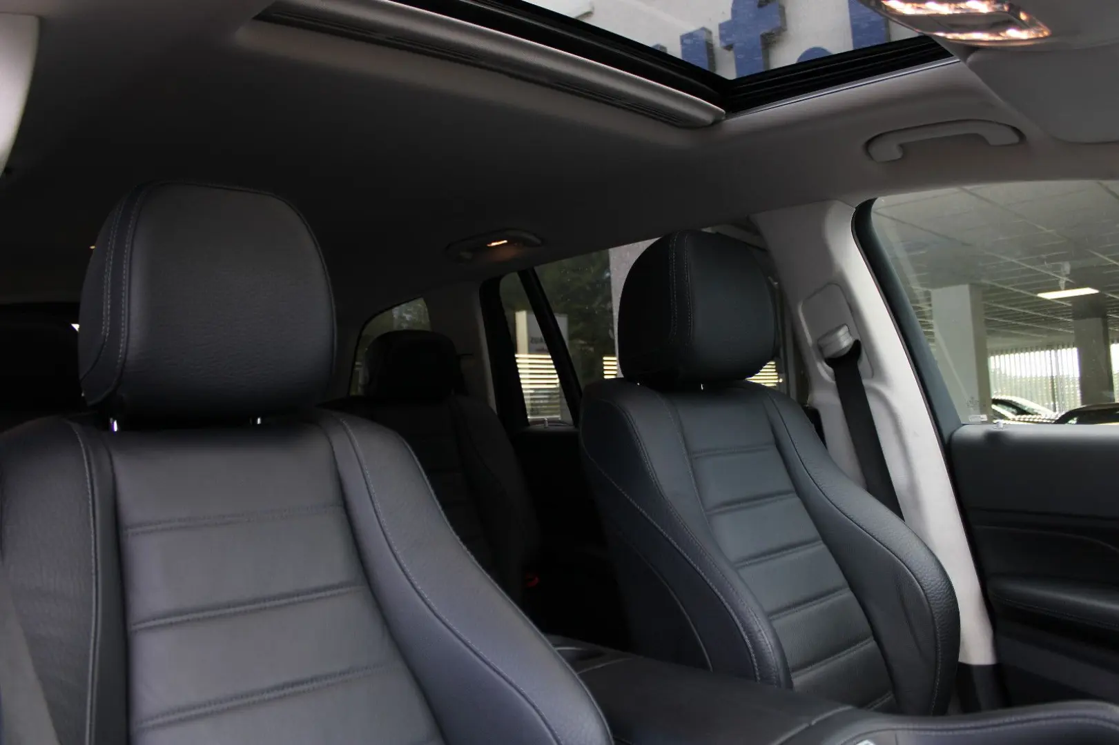 GLS 400d 4M AMG Night Glasd Burme Airmat 360 Kam