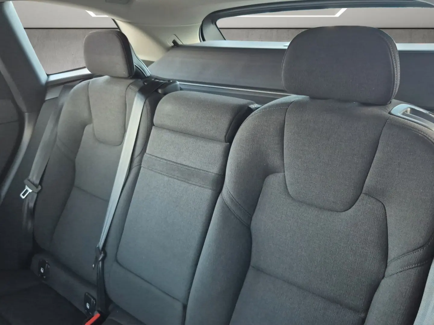 XC60 Momentum Pro Navi Carplay Kamera SHZ