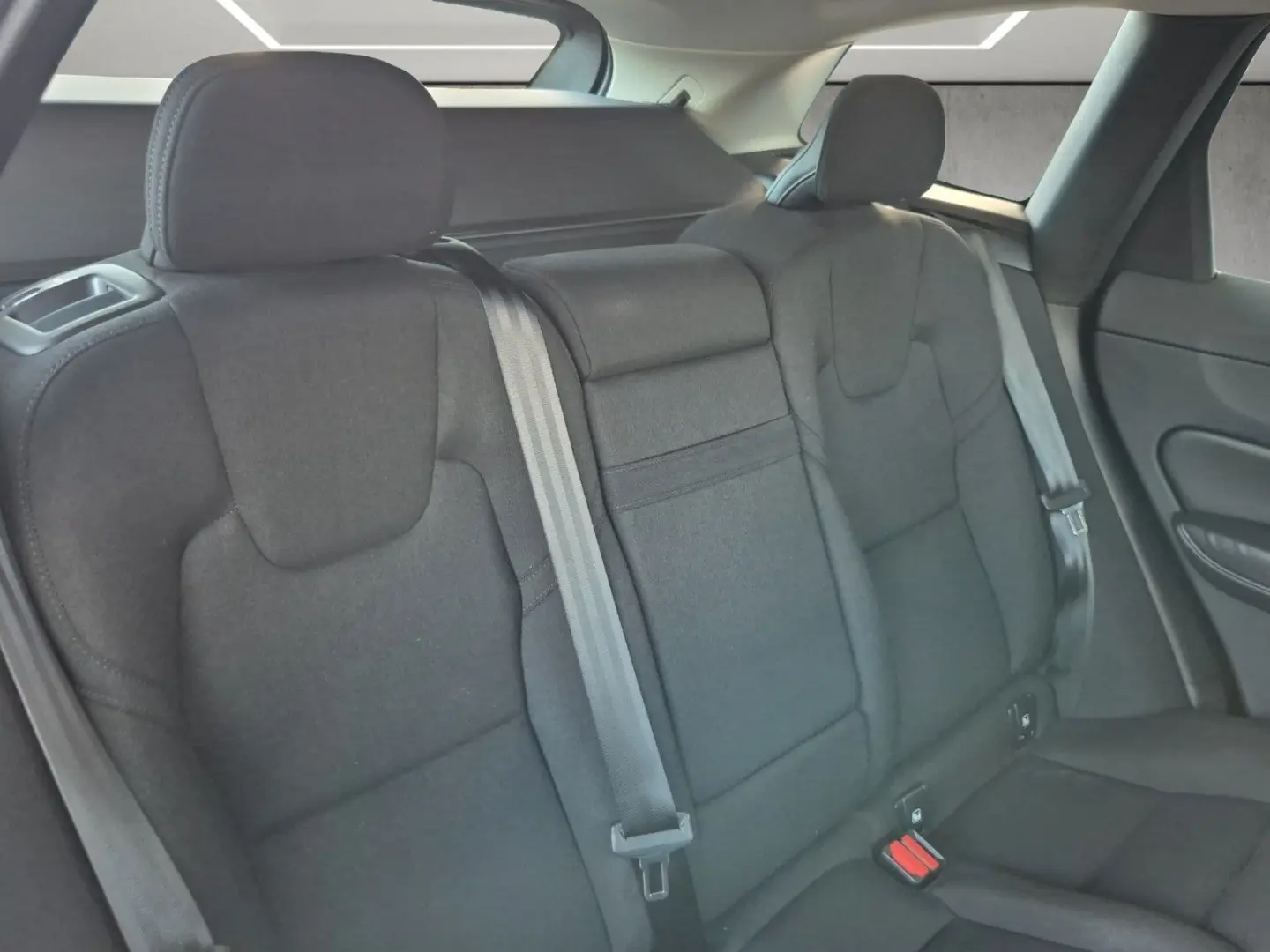 XC60 Momentum Pro Navi Carplay Kamera SHZ