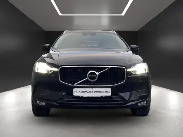 XC60 Momentum AWD Hybrid VollLED Navi Kamera