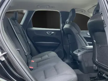 XC60 Momentum AWD Hybrid VollLED Navi Kamera