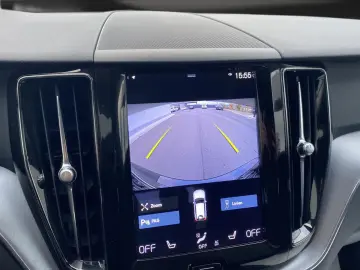 XC60 Momentum AWD Hybrid VollLED Navi Kamera