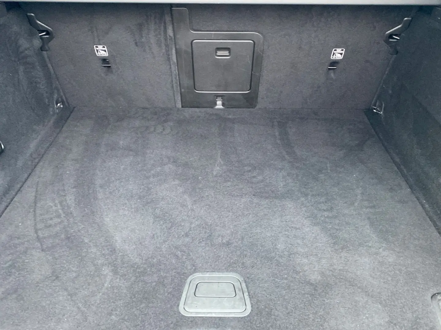 XC60 Momentum AWD Hybrid VollLED Navi Kamera