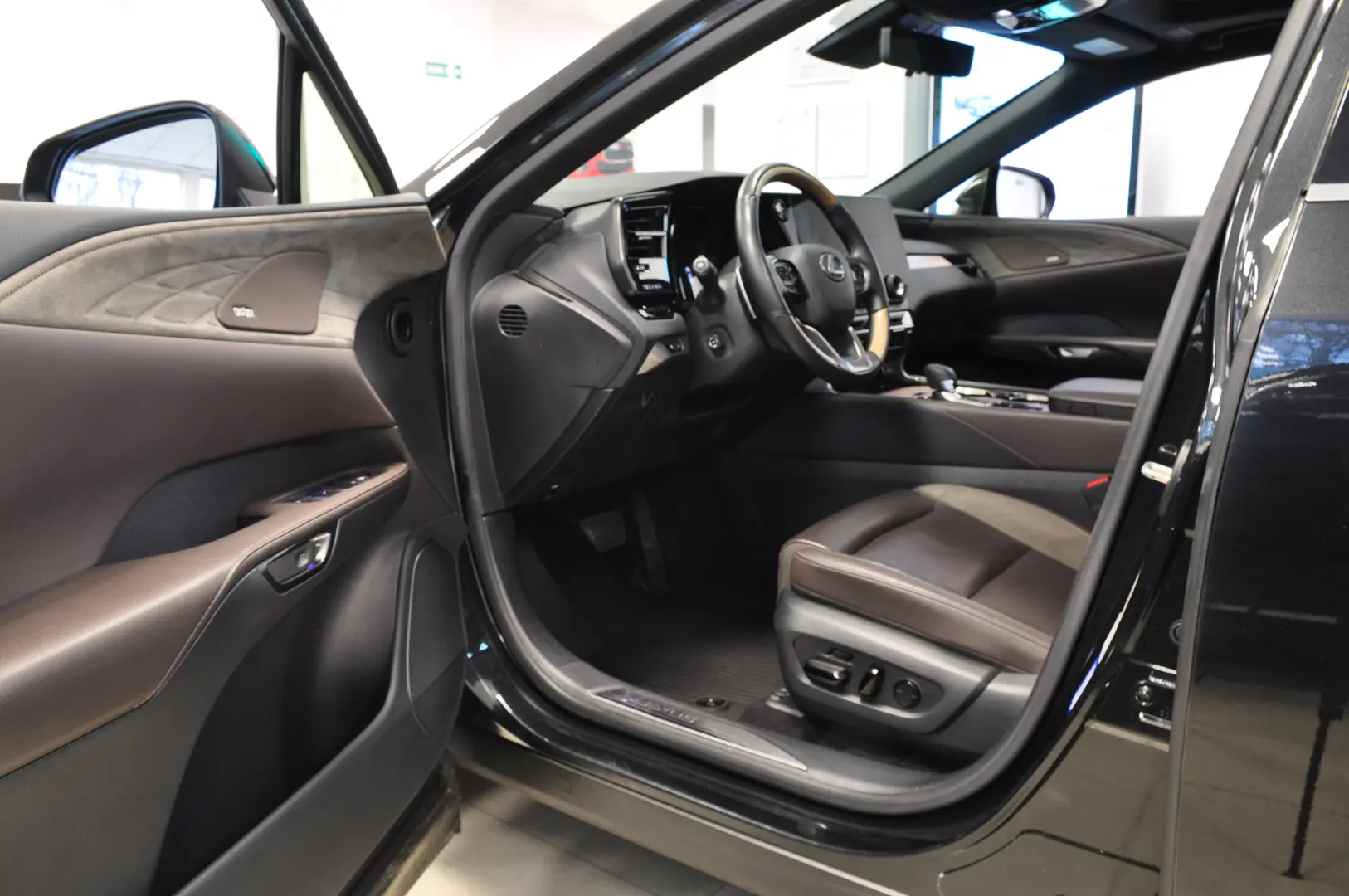 Lexus RX 350h Luxury MarkLevinson Sc Ventilate PANORAMA TVA