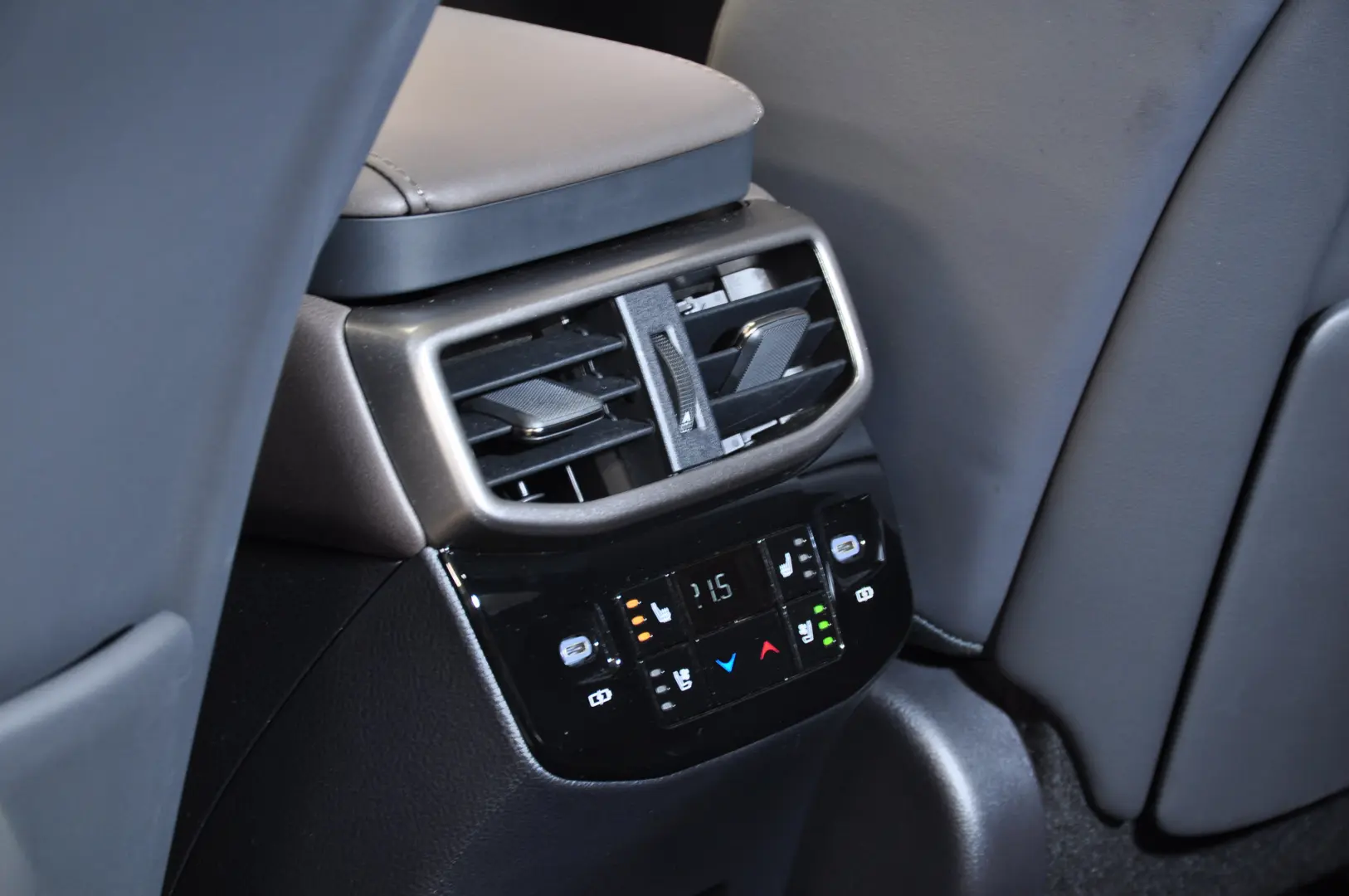 Lexus RX 350h Luxury MarkLevinson Sc Ventilate PANORAMA TVA