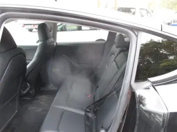 Model Y Long Range Dual AWD AHK